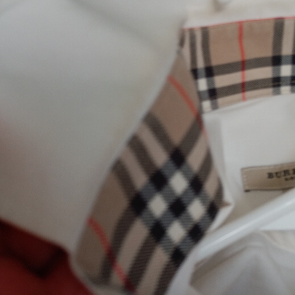 BURBERRY..NOVA DETAIL BUTTON DOWN..MEDIUM - image 7